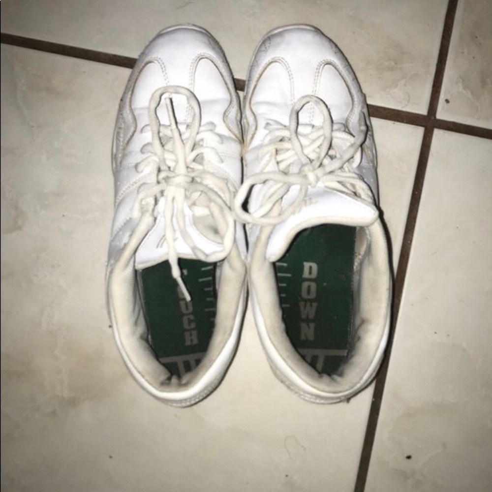 Varsity cheer shoes